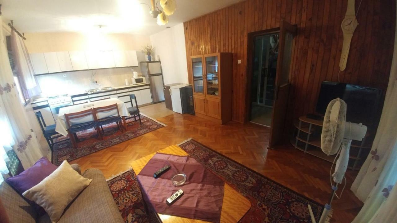 Family Apartment Near Beach Biograd Na Moru Eksteriør billede